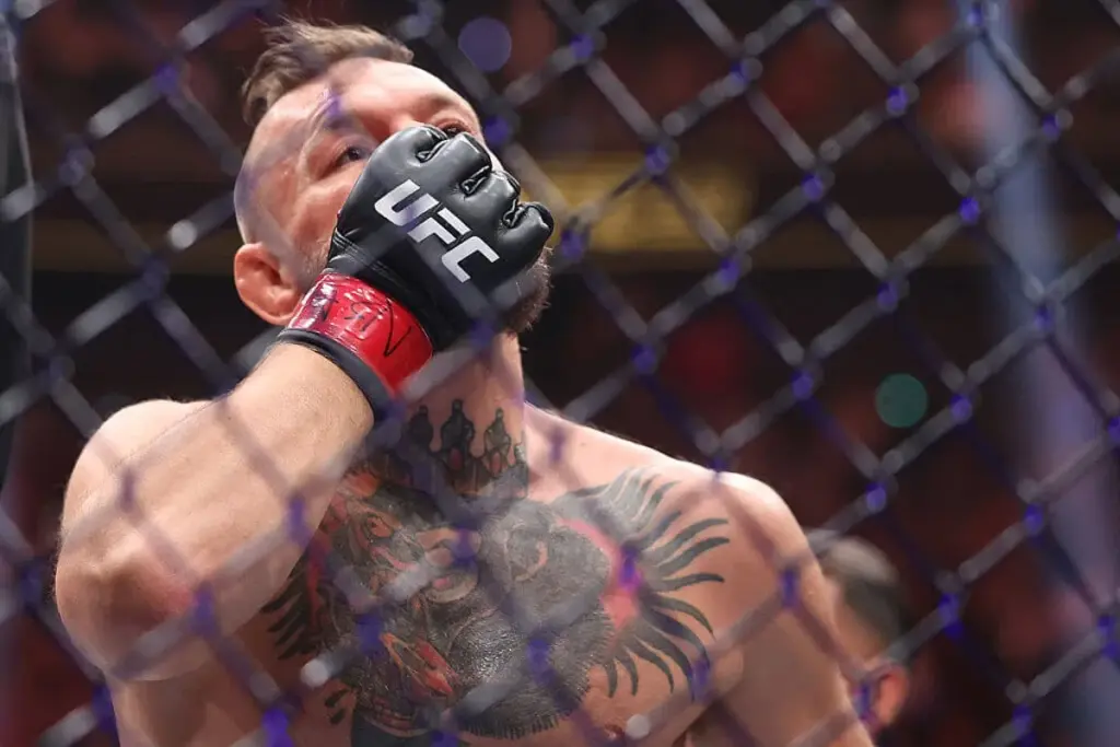 Conor McGregor to undergo surgery, plans to fight again