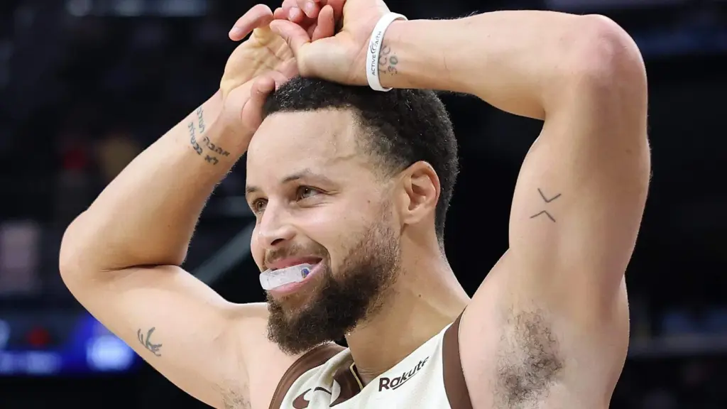 Could the Boston Celtics Pry Steph Curry Away From Golden State Warriors? - Sports Illustrated
